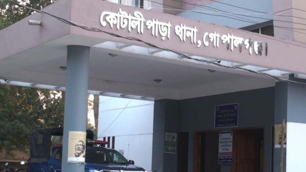 গোপালগঞ্জে পুকুর থেকে অজ্ঞাতনামা নারীর মরদেহ উদ্ধার