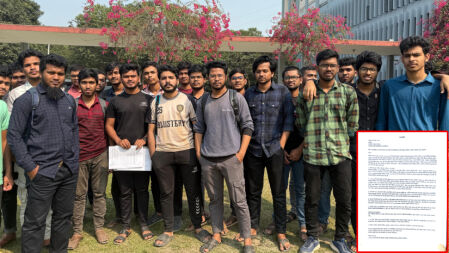 কৃষিগুচ্ছ ভর্তিতে জিপিএ নম্বর কমানোর দাবিতে বাকৃবি উপাচার্যকে স্মারকলিপি