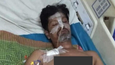 রাজশাহীতে বিএনপির দুই গ্রুপের সংঘর্ষে ছুরিকাহত রিকশাচালক রকি মারা গেছেন