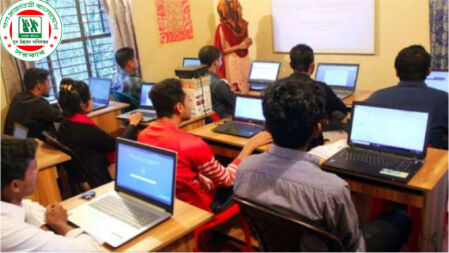 বিনা মূল্যে ৬৪ জেলায় ফ্রিল্যান্সিং প্রশিক্ষণ, আবেদন এইচএসসি পাসেই, দৈনিক ভাতা ২০০
