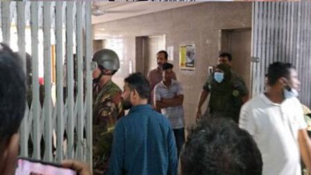 সাবেক এমপি প্রাণ গোপাল দত্তের মেয়েকে অবরুদ্ধ করল ছাত্র-জনতা