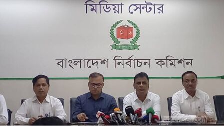 ইসি কর্মীদের বুধবারের ‘অপারেশনাল হল্ট’ কর্মসূচি স্থগিত