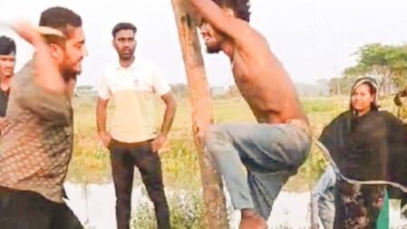 প্রকাশ্যে গাছের সঙ্গে বেঁধে পিটিয়ে যুবককে হত্যা, মামলা অপমৃত্যুর