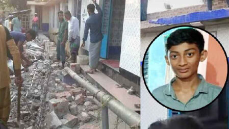 মসজিদ থেকে বের হওয়ার সময় পিলার ধসে শিশুর মৃত্যু