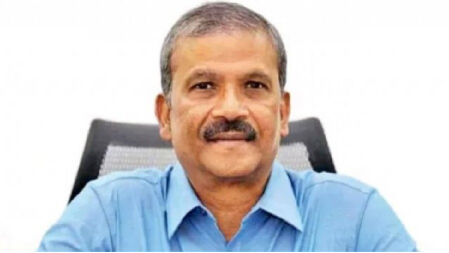 রিজার্ভ না বাড়ার চার কারণ পোস্ট শেয়ার করে জানালেন আসিফ নজরুল