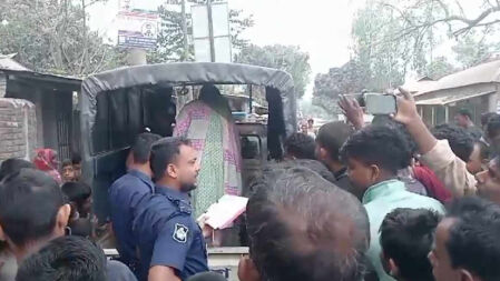 গাইবান্ধায় মলম পার্টি চক্রের নারী সদস্য আটক