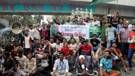 আ.লীগ নিষিদ্ধে ৪৮ ঘণ্টার আল্টিমেটাম ‘ওয়ারিয়র্স অব জুলাই’র