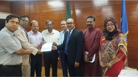 বিসিএস লিখিত পরীক্ষায় গণিত বাদ দেওয়ার সুপারিশের প্রতিবাদ
