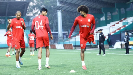ভারতের বিপক্ষে রক্ষণে জুটি বাঁধবেন হামজা-তপু