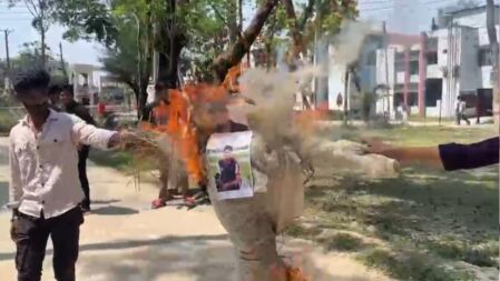 ছাত্রদলের কমিটিতে ছাত্রলীগ-অছাত্র, ‘পকেট কমিটি’ দাবি করে বিক্ষোভ
