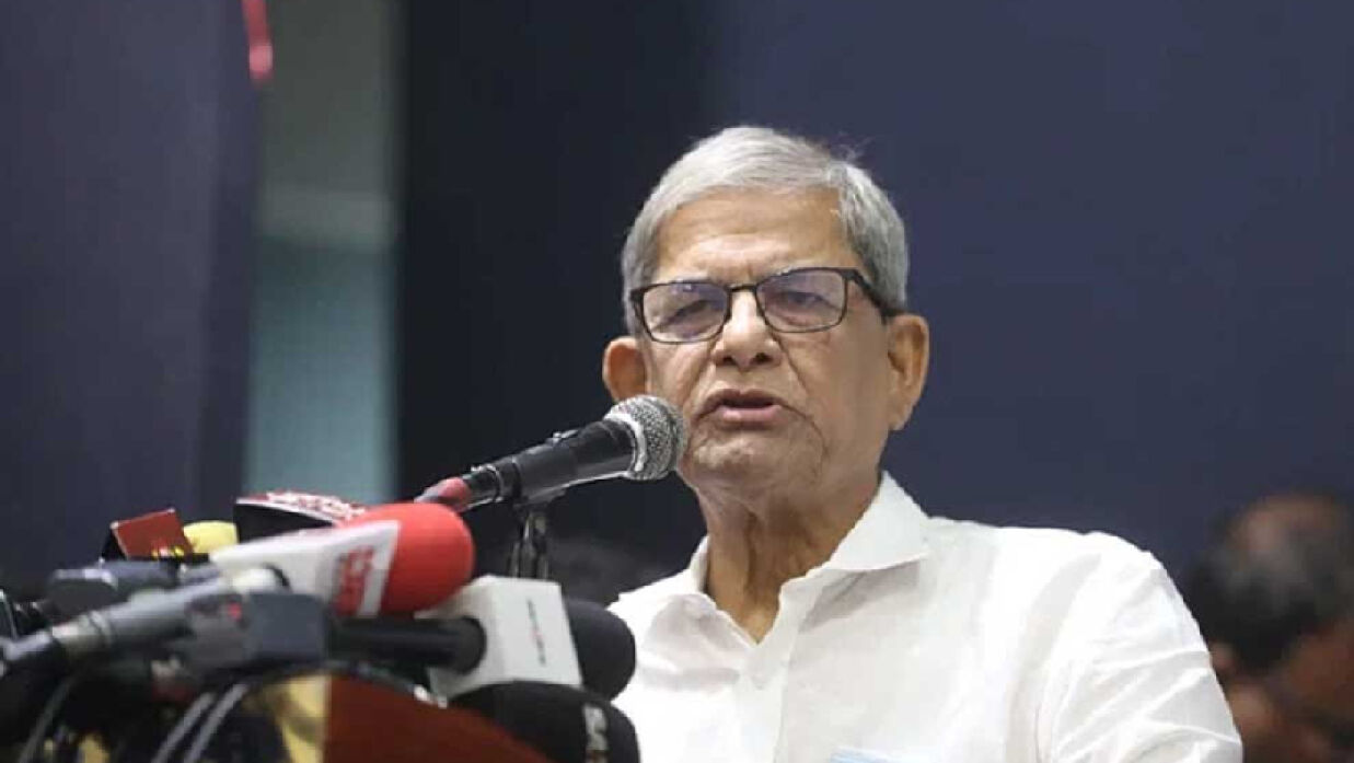 সেনাবাহিনীকে বিতর্কিত করার হীন প্রচেষ্টা শুরু হয়েছে: মির্জা ফখরুল