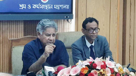 শ্রমিকদের বেতন-বোনাস বাকি, ১২ কারখানা মালিকের বিদেশযাত্রায় নিষেধাজ্ঞা 