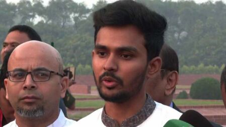 ’২৪ বড় না ’৭১ বড়— প্রশ্নে আসিফ মাহমুদ বললেন, এটা কোনো প্রশ্ন হলো?