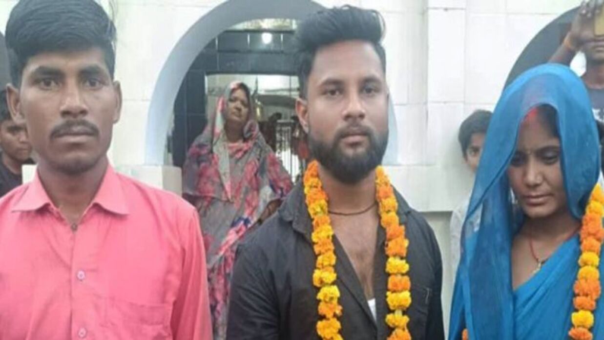 ঝুঁকি এড়াতে স্ত্রীকে পরকীয়া প্রেমিকের সঙ্গে বিয়ে দিলেন যুবক