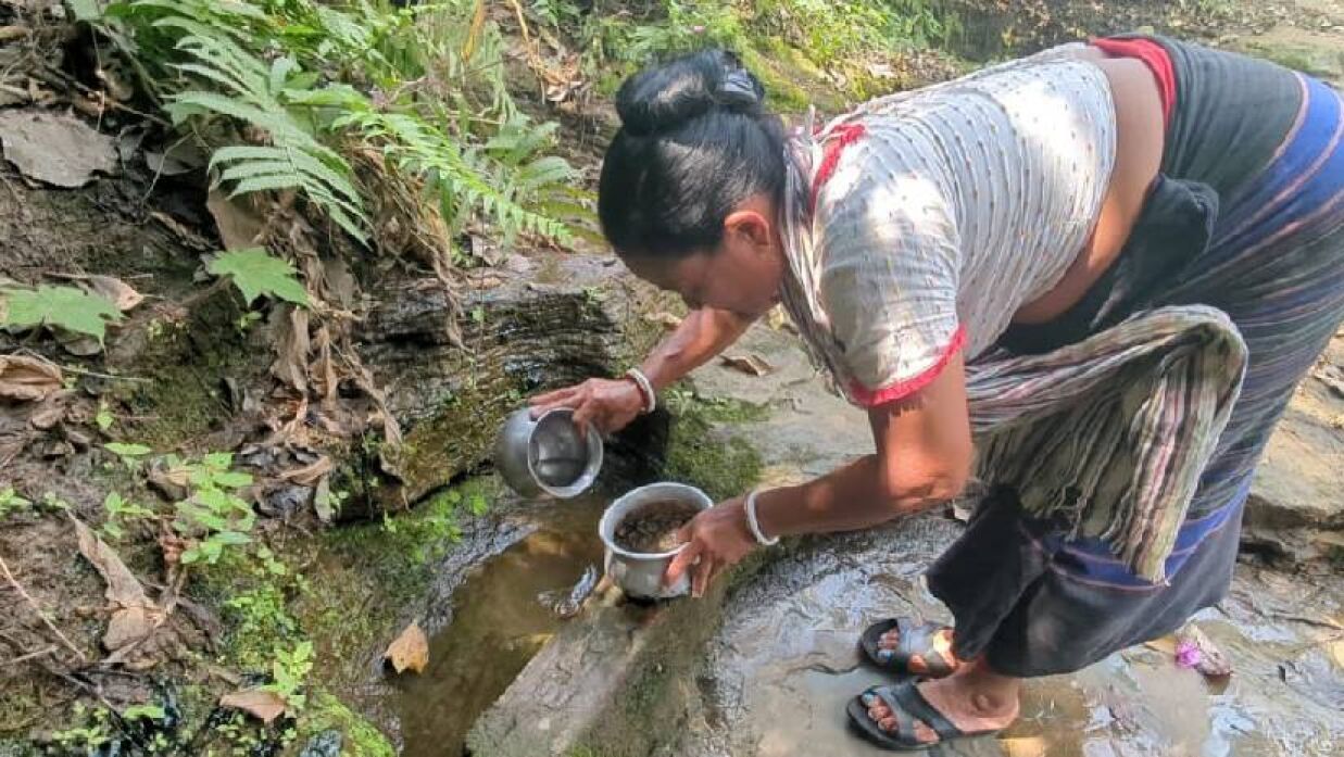 খাগড়াছড়িতে তীব্র পানি সংকট, ভোগান্তিতে ৬ গ্রামের মানুষ