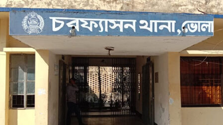 মসজিদের ছাদে মিলল বৃদ্ধের মরদেহ