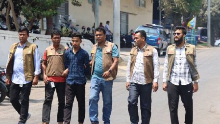 স্বামী-স্ত্রী পরিচয়ে বসবাস, কলহে তরুণী খুন