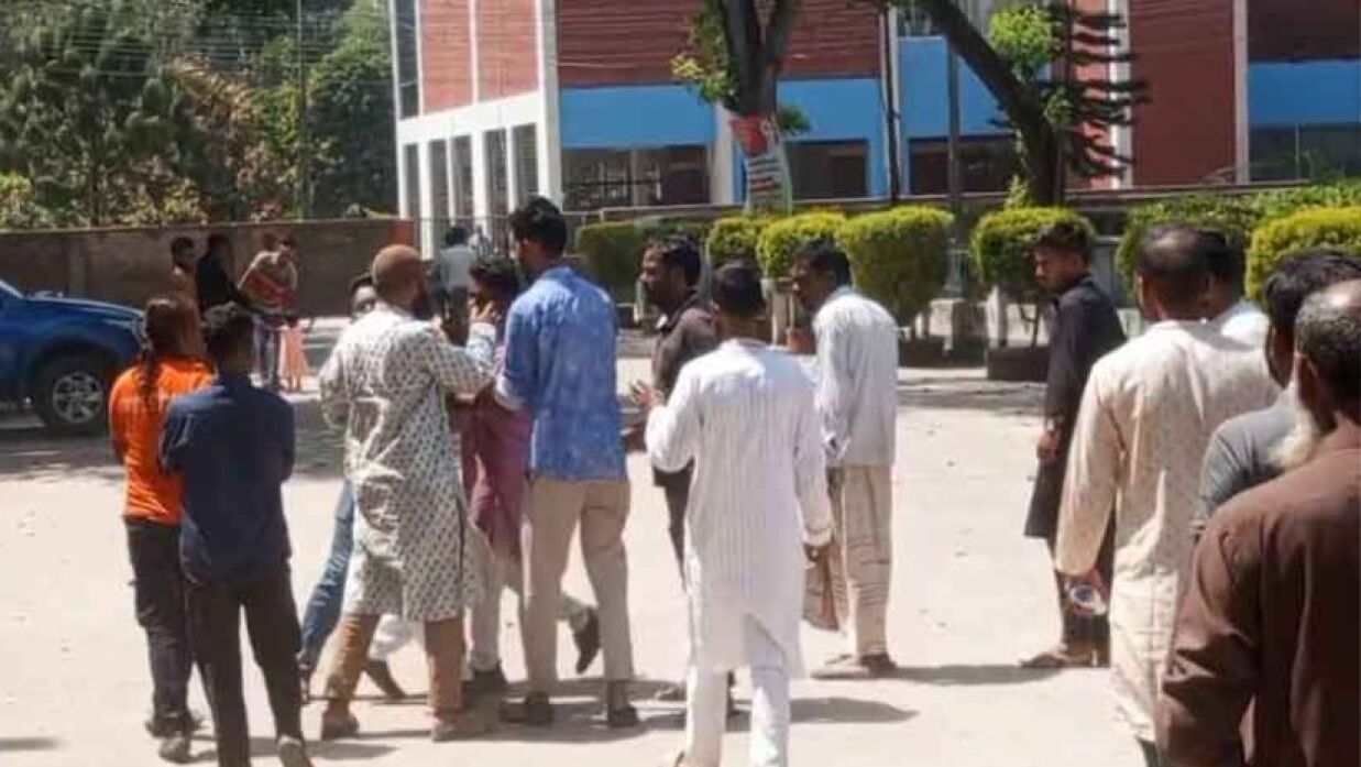 এনসিপির সংবাদ সম্মেলন পণ্ডের অভিযোগ, ছাত্রদলের অস্বীকার