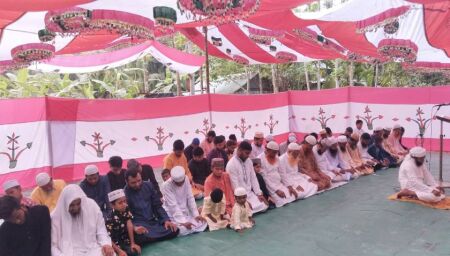 ঝালকাঠিতে অর্ধশত পরিবারের ঈদুল ফিতর উদযাপন