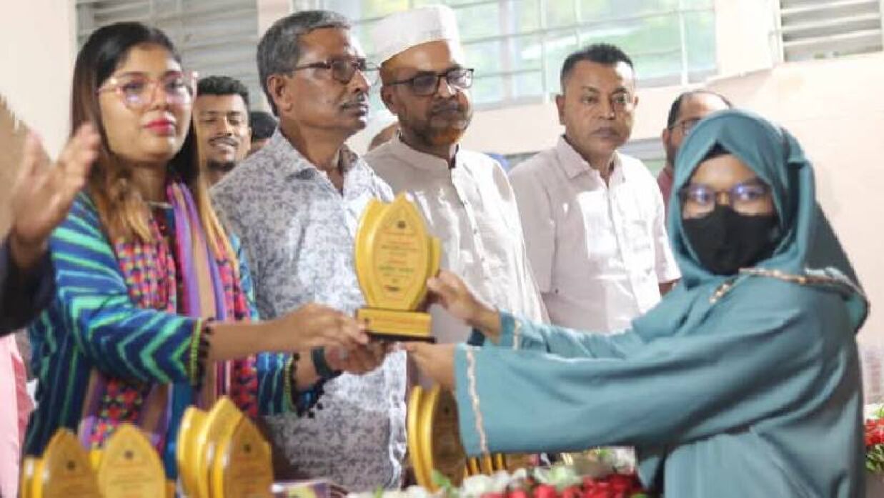 স্টুডেন্ট ওয়েলফেয়ার সোসাইটি হাইমচর কৃতি শিক্ষার্থীদের সংবর্ধনা