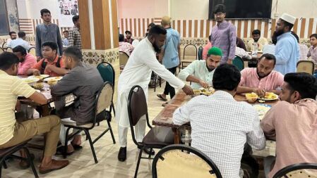 বাকৃবিতে হলে থাকা শিক্ষার্থীদের নিয়ে ছাত্রদলের ঈদ উৎসব