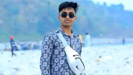 টিকটক ভিডিও বানাতে গিয়ে ছাদ থেকে পড়ে তরুণের মৃত্যু