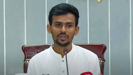 ড. ইউনূসকে ‘বস’ সম্বোধন করে ধন্যবাদ জানালেন উপদেষ্টা আসিফ