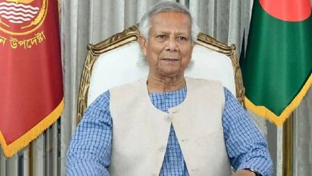 সন্ধ্যায় জরুরি সভা ডেকেছেন প্রধান উপদেষ্টা