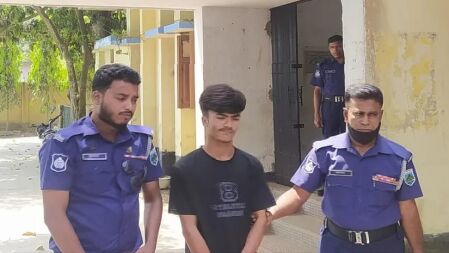 নবম শ্রেণির ছাত্রীকে ধর্ষণের অভিযোগে দশম শ্রেণীর ছাত্র আটক