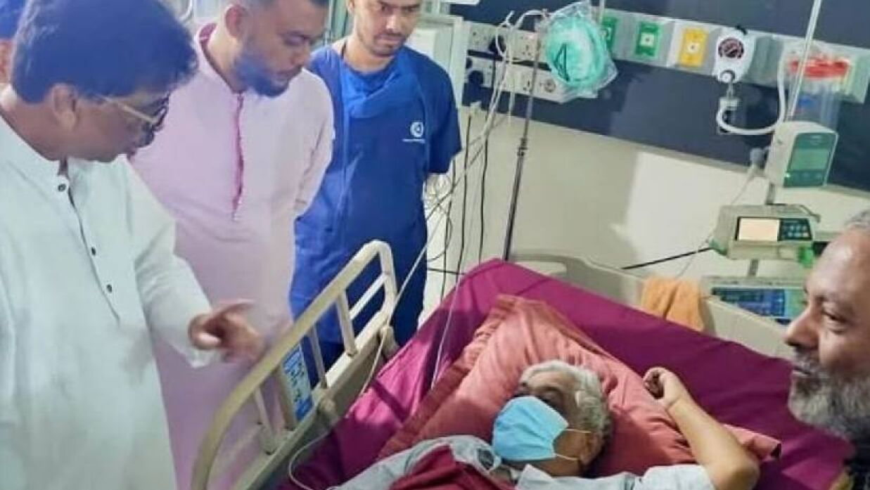 বিএনপি নেতা বুলু হাসপাতালে ভর্তি
