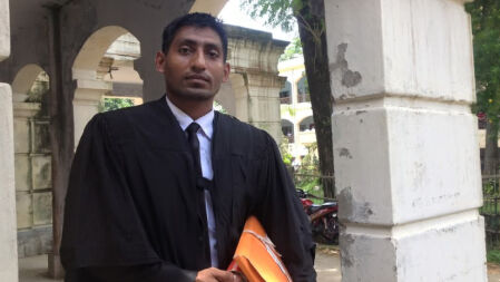 মৌলভীবাজারে কিশোর গ্যাংয়ের ছুরিকাঘাতে আইনজীবী নিহত 