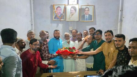 ধুনটে ঢাবি ছাত্রদলের সাবেক সভাপতি হিরুকে সংবর্ধনা
