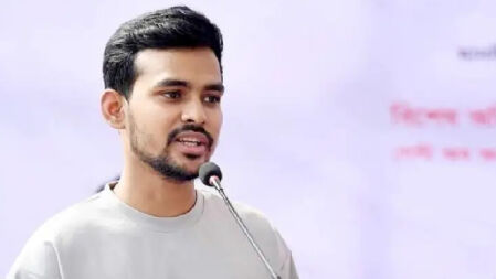 ‘নো ওয়ার্ক, নো স্কুল’—আজ কাজে যাচ্ছেন না আসিফ মাহমুদ