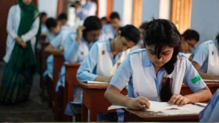রাত পোহালেই এসএসসি পরীক্ষায় বসছে ১৯ লাখের বেশি শিক্ষার্থী