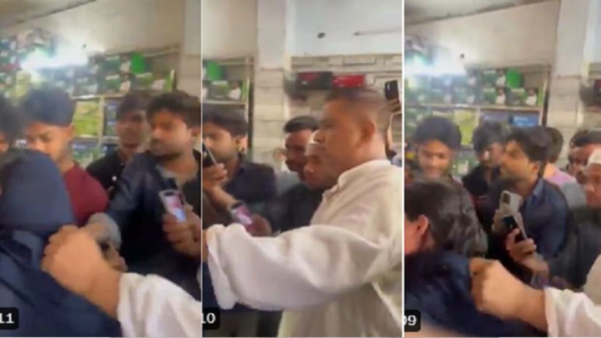 ভারতে রাস্তায় প্রকাশ্যে নারীর হিজাব খুলে হেনস্তা