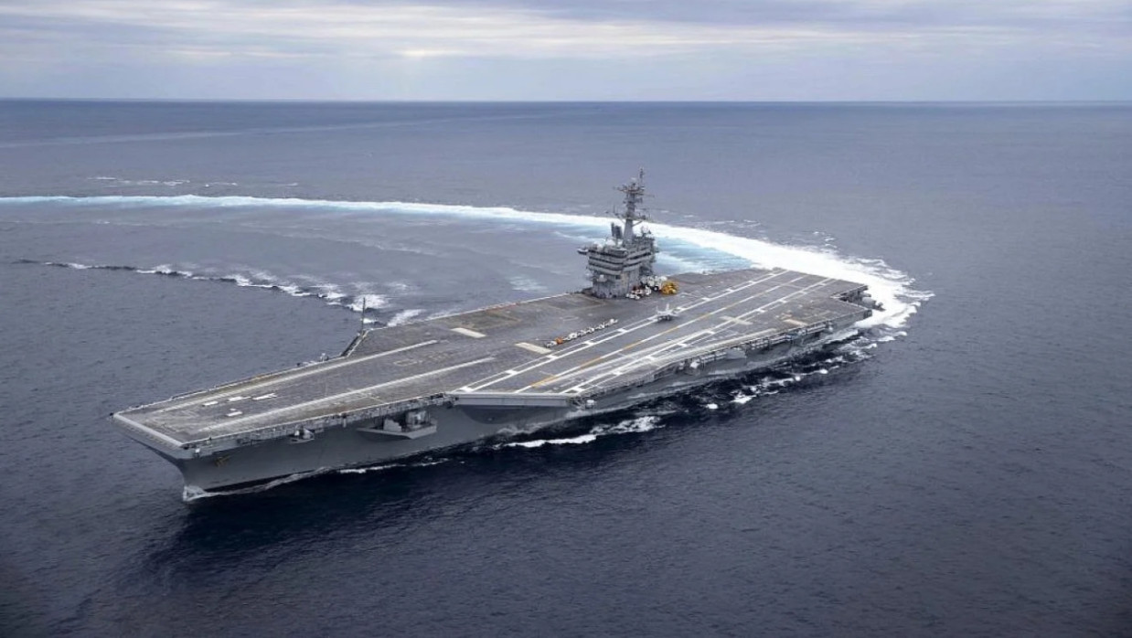 USS Abraham Lincoln (CVN-72)