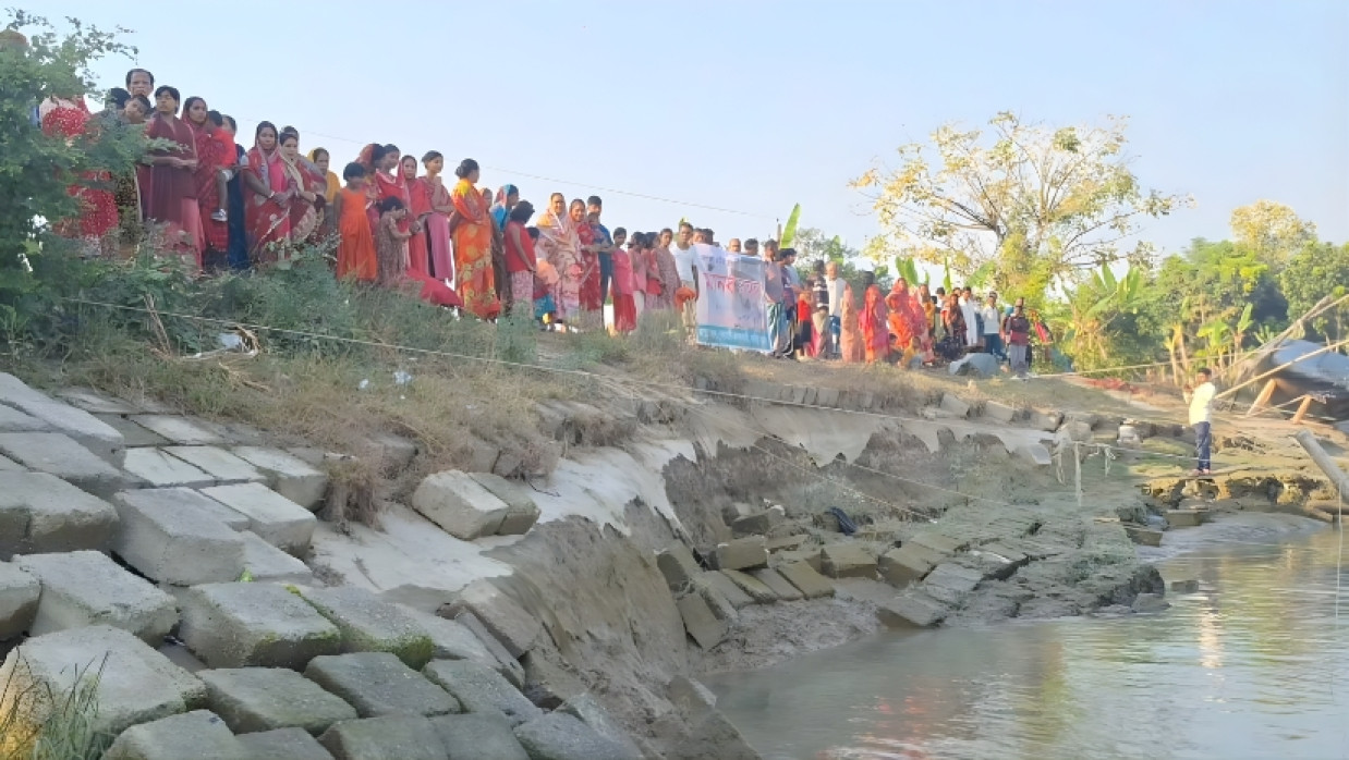 Residents living beside riverbank are tensed