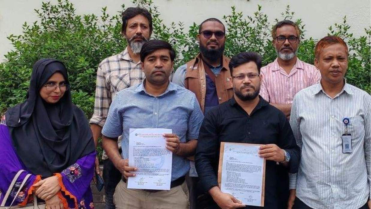 Government Employees Seek Audience with PM