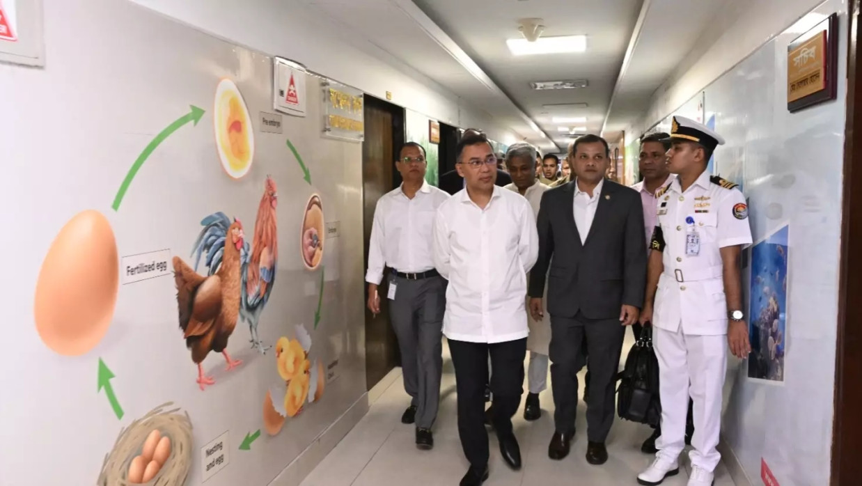 Prime Minister Tarique Rahman Makes Surprise Visits to Ministries