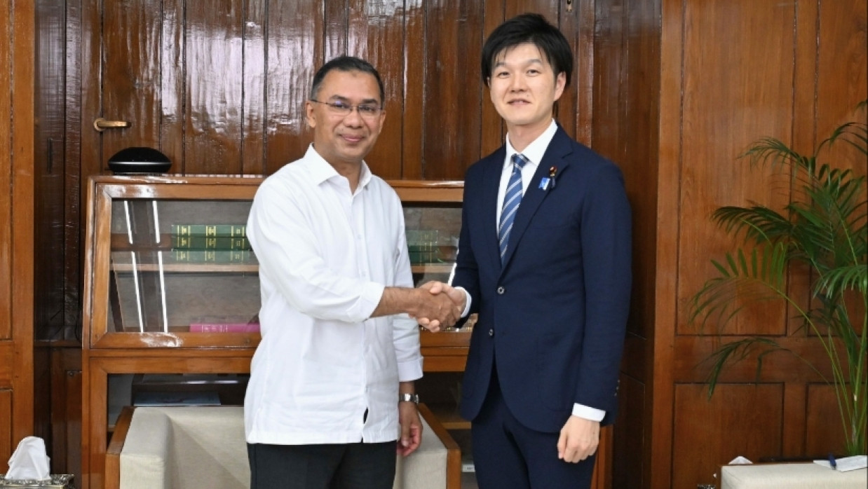 Prime Minister Tarique Rahman with Japan’s Agriculture, Forestry, and Fisheries Minister Suzuki Norikazu