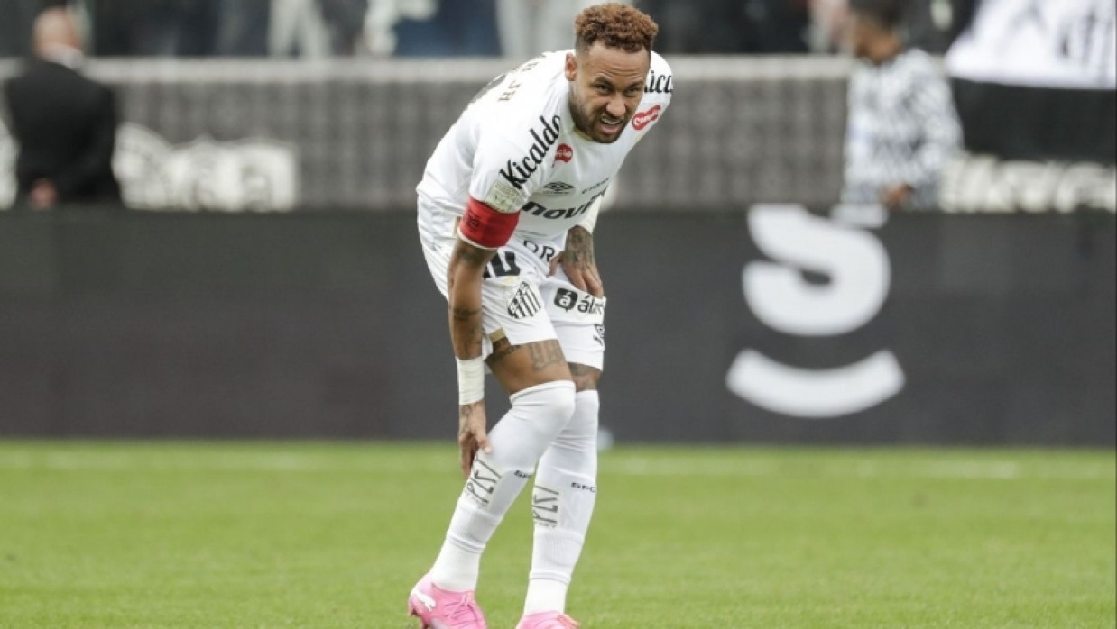 Neymar injured