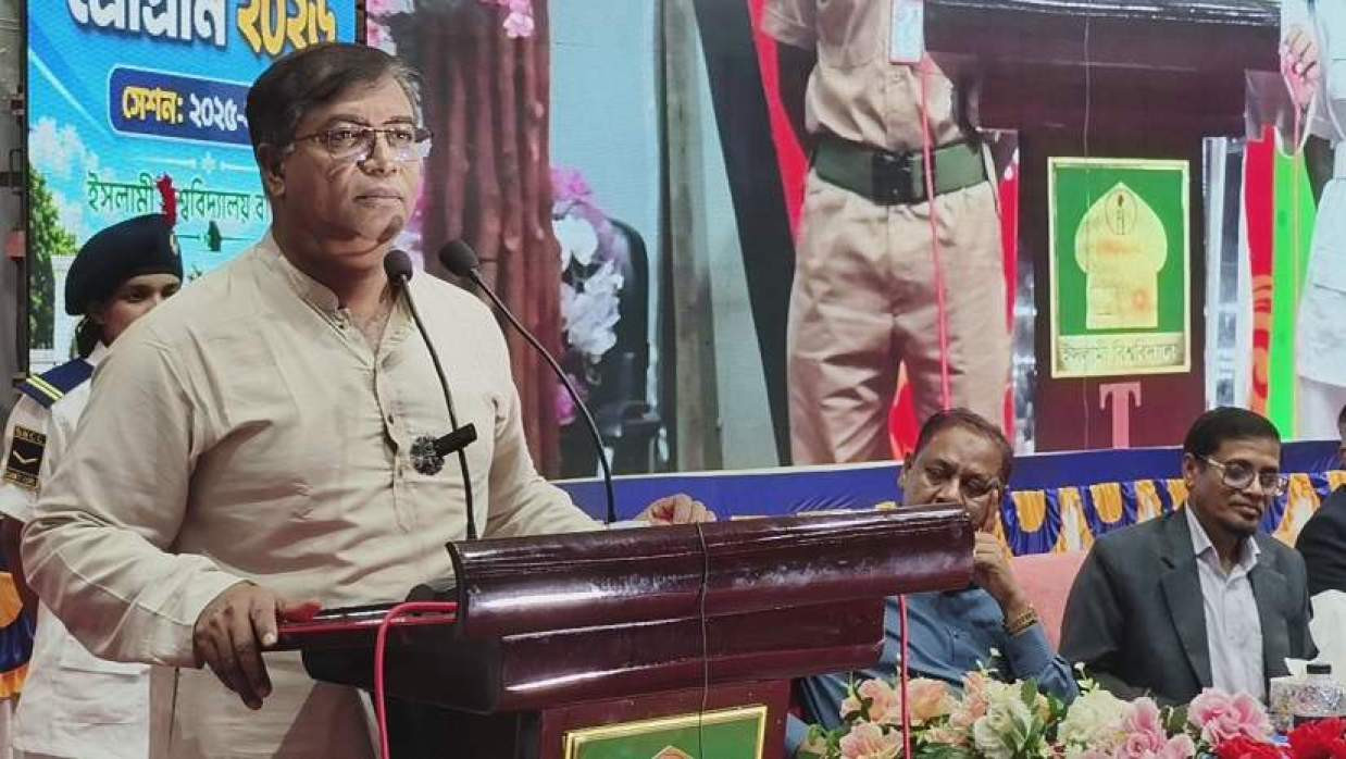 Internships to Be Mandatory at All Universities: UGC Chairman