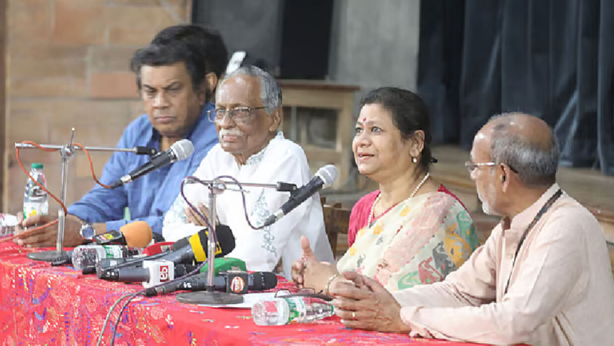 ছায়ানটের বর্ষবরণ সম্পর্কে আলোকপাত করেন প্রতিষ্ঠানটির কর্মকর্তারা