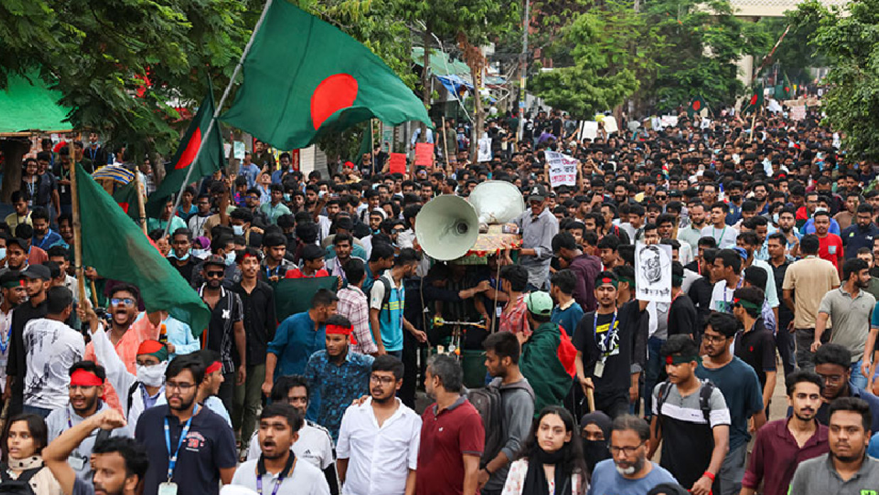 বেসরকারি বিশ্ববিদ্যালয়ের শিক্ষার্থীদের জুলাই আন্দোলন