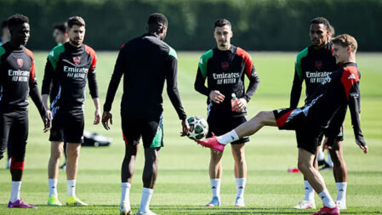 সাদামাটা আর্সেনালের সামনে ইতিহাস–সেরা রিয়াল