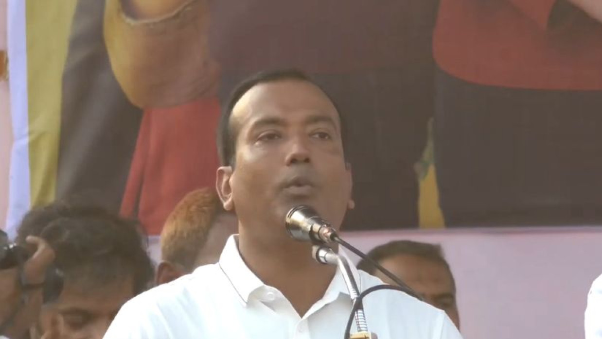 ছাত্রদলের কেন্দ্রীয় কমিটির সভাপতি রাকিবুল ইসলাম রাকিব