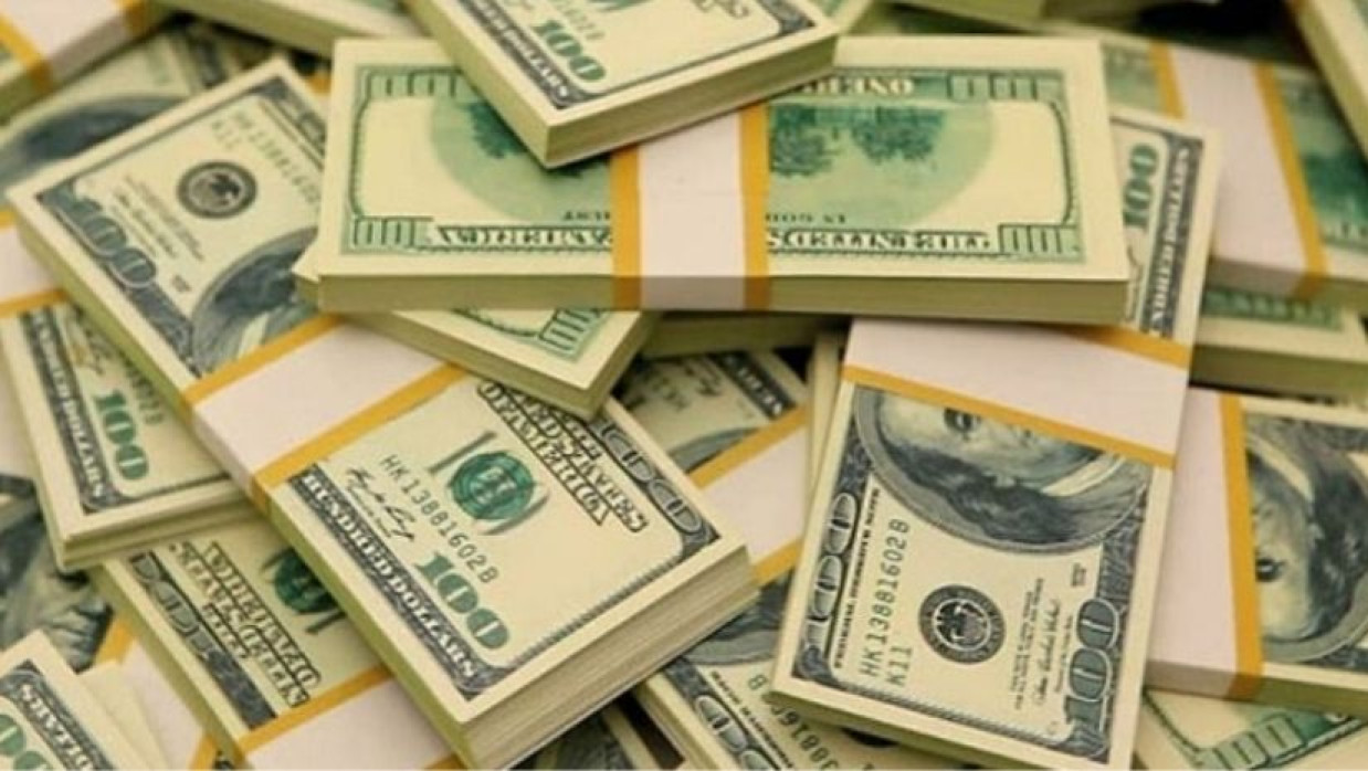 প্রবাসী আয়ে রেকর্ড