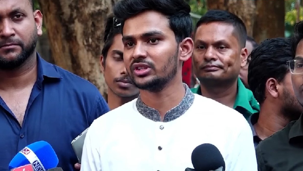 উপদেষ্টা আসিফ মাহমুদ সজীব ভূঁইয়া