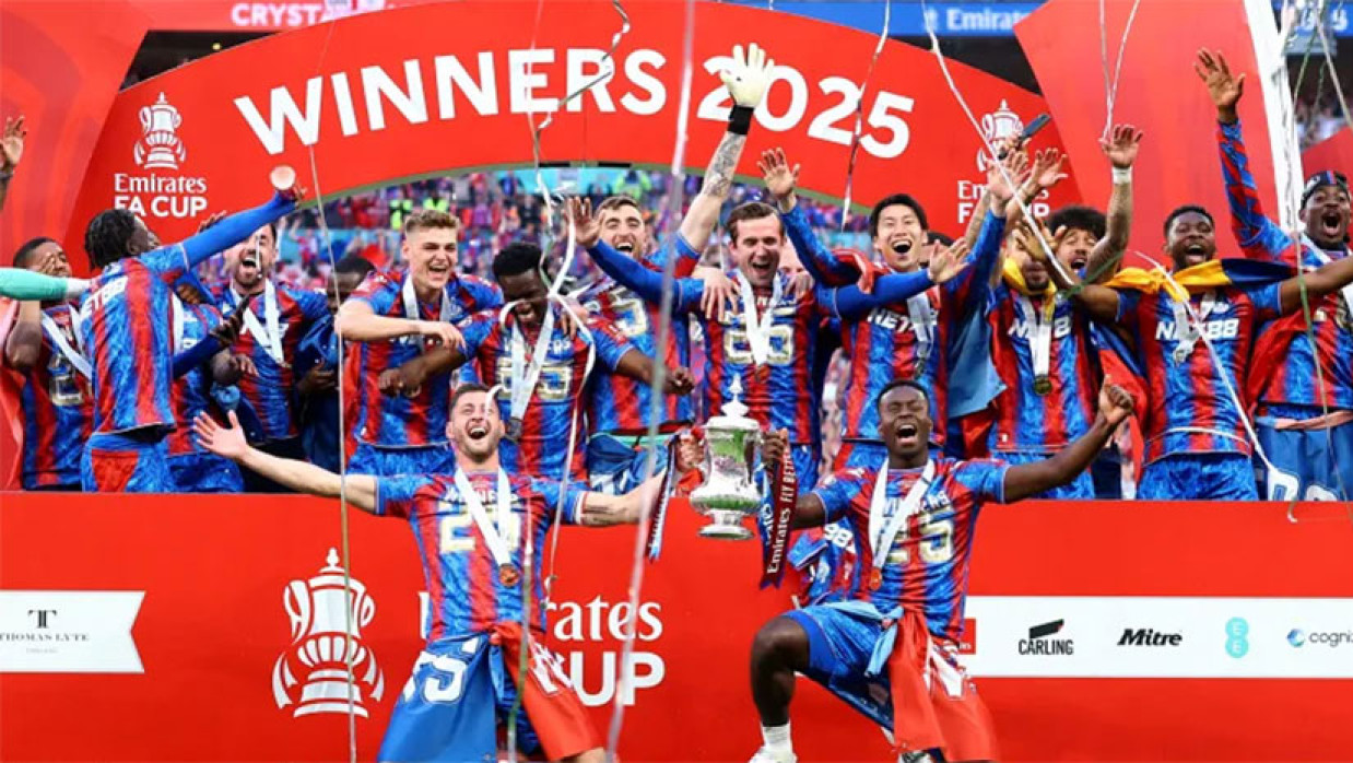 ক্রিস্টাল প্যালেস