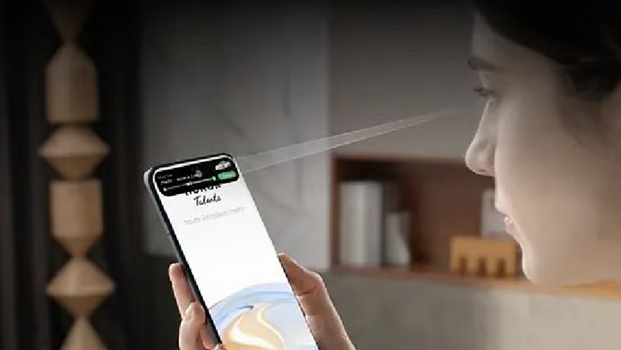 চোখের ইশারায় চলবে স্মার্টফোন